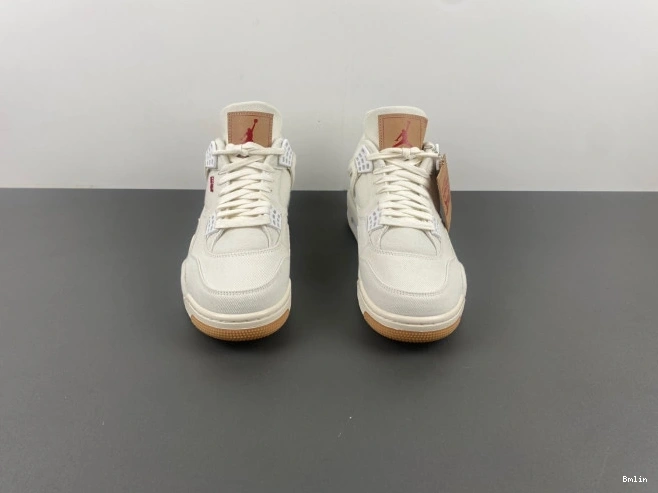 Bmlin Levi's x 'White' AO2571-100 Air 4 Jordan 0716